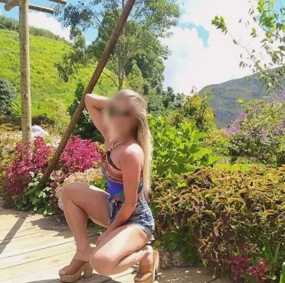 Josephine, 37