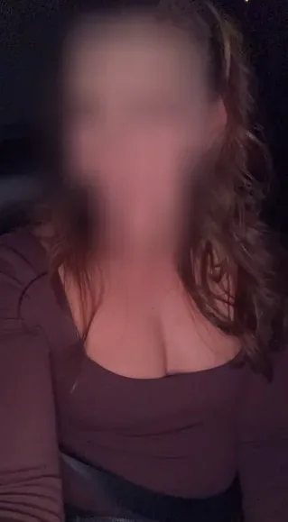Lara, 31